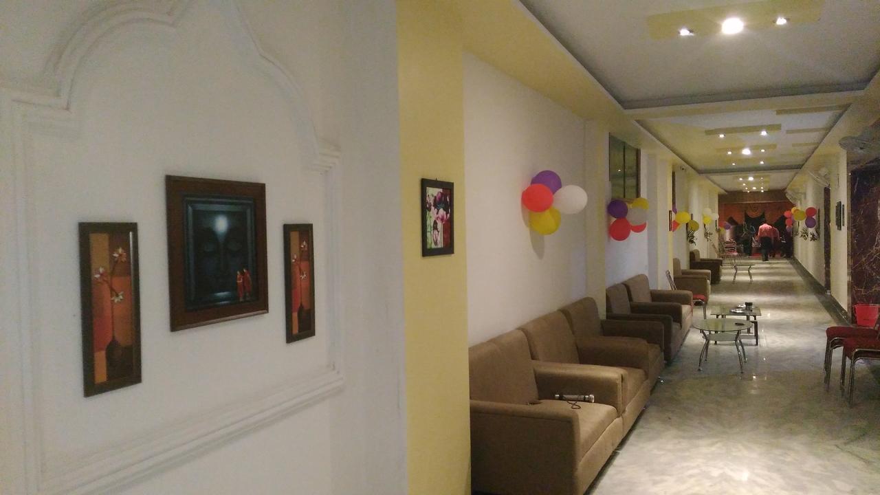 นิว โฮเต็ล ศิวะ Hotel พุทธคยา ภายนอก รูปภาพ